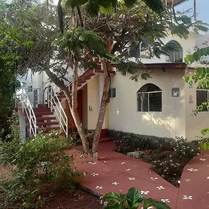 Holiday home The Finch House